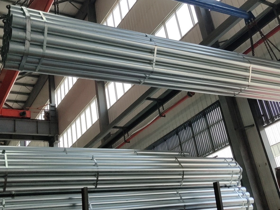 帶大家全面認識鍍鋅管，鍍鋅管上能否直接進行木紋漆施工